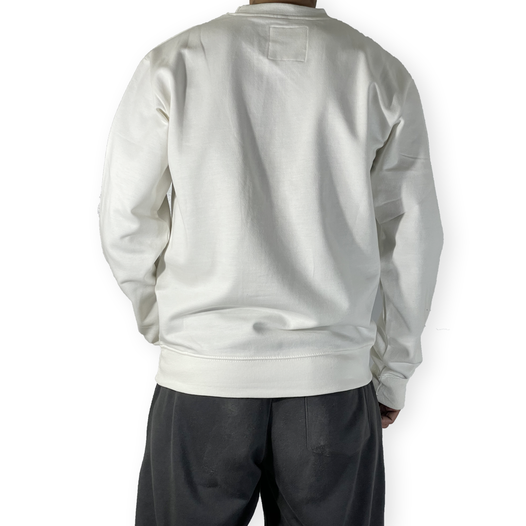 White fleece sweatshirt for winter